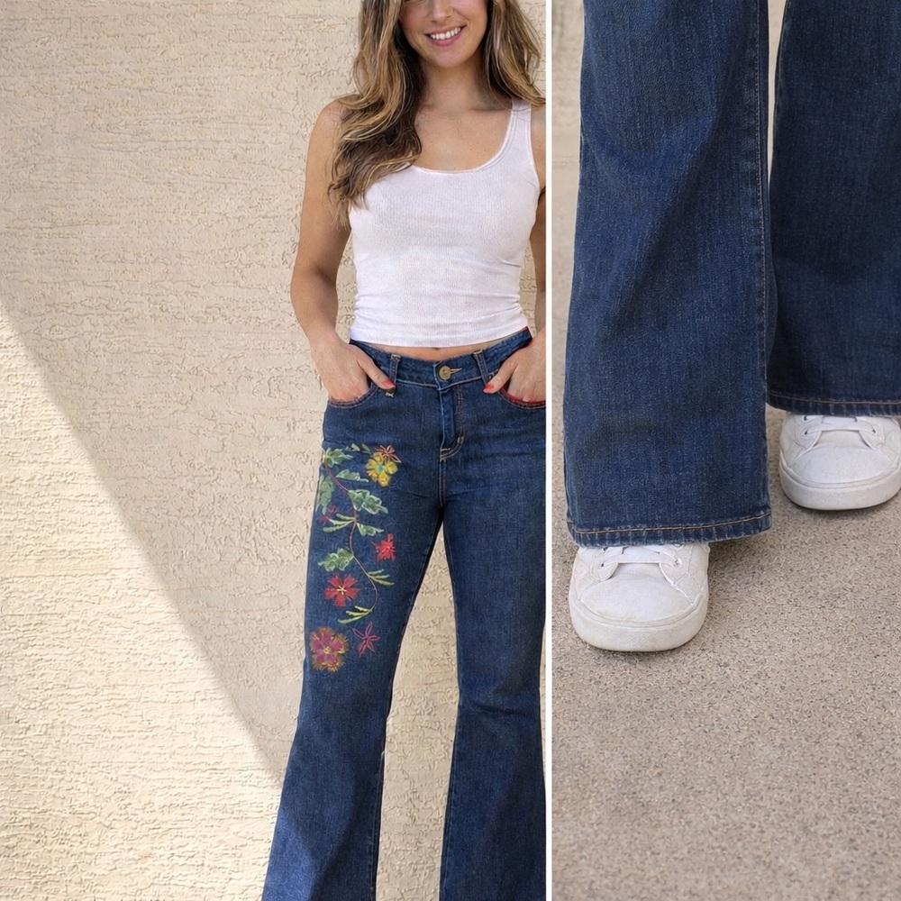 GAP Embroidered Dark Wash Flare Jeans with Floral Accent Size 16 EUC - Picture 5 of 15